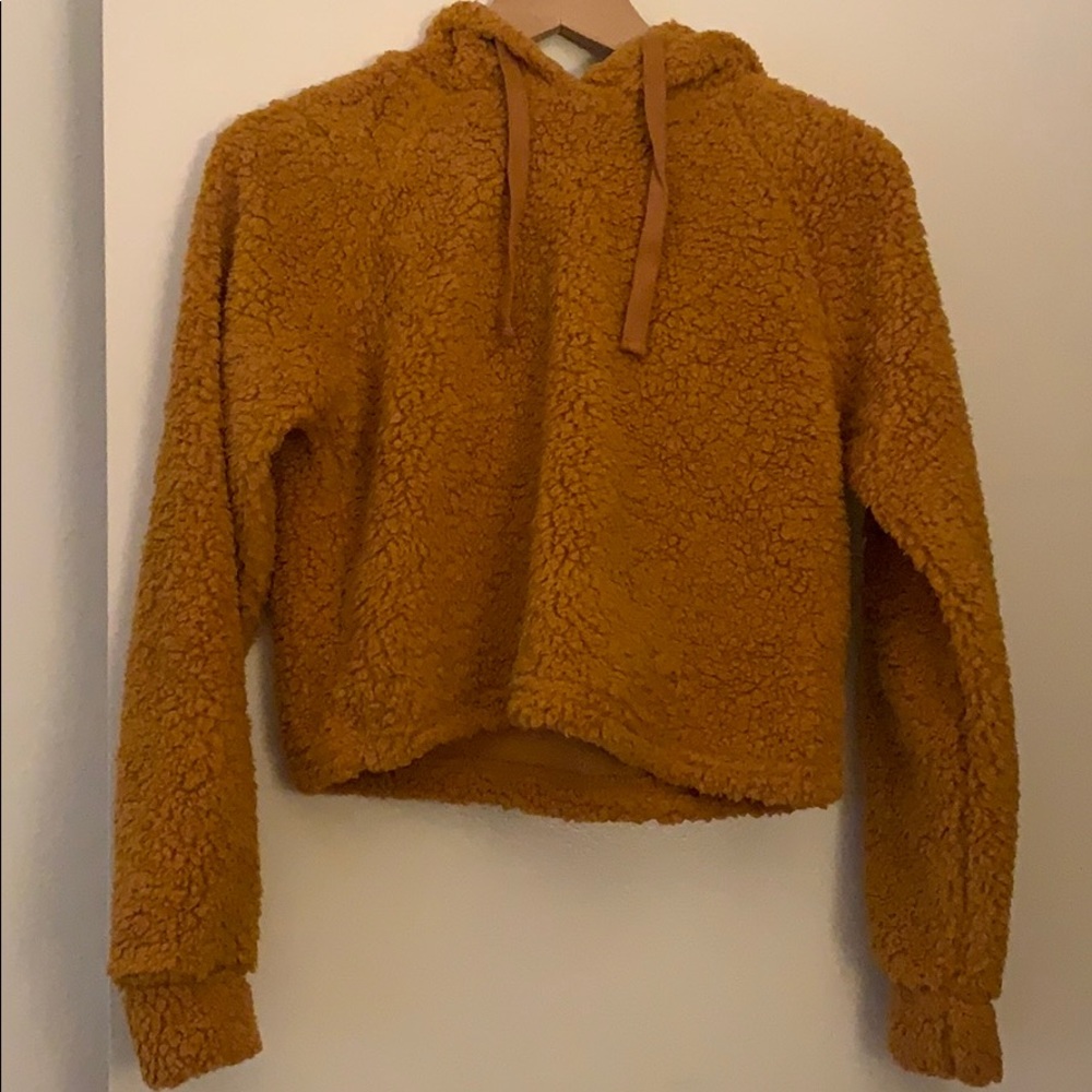 Cropped sherpa sweater